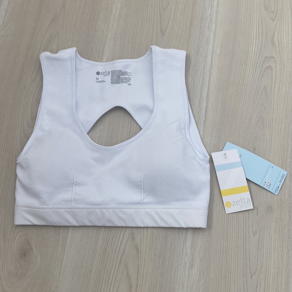 NWT Zella Chase Me Sports Bra